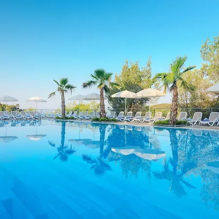 Hotel Gava Waterman Island