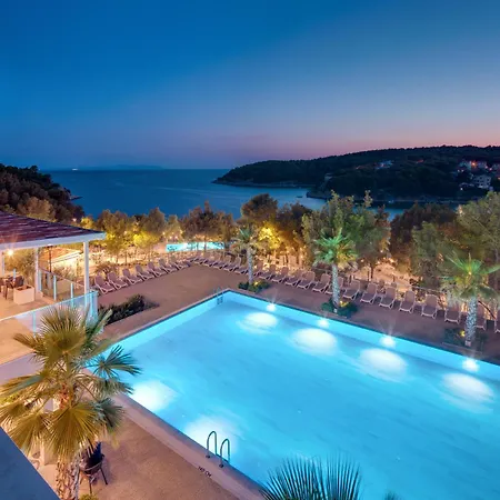 Gava Waterman Island 4*